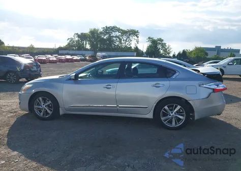 2015 Nissan Altima 2.5 Sv from USA, damaged, VIN 1N4AL3AP2FC204580